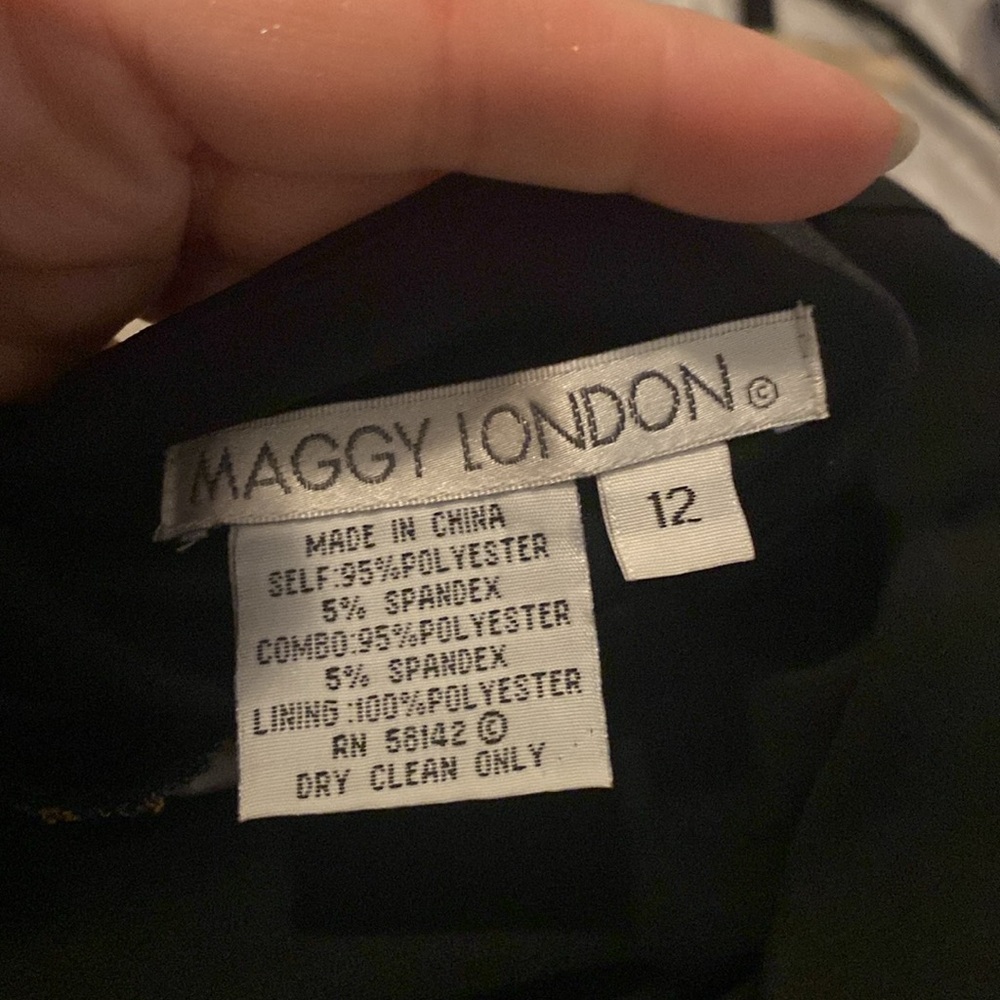 Maggy London patterned Midi Dress - Picture 6 of 6